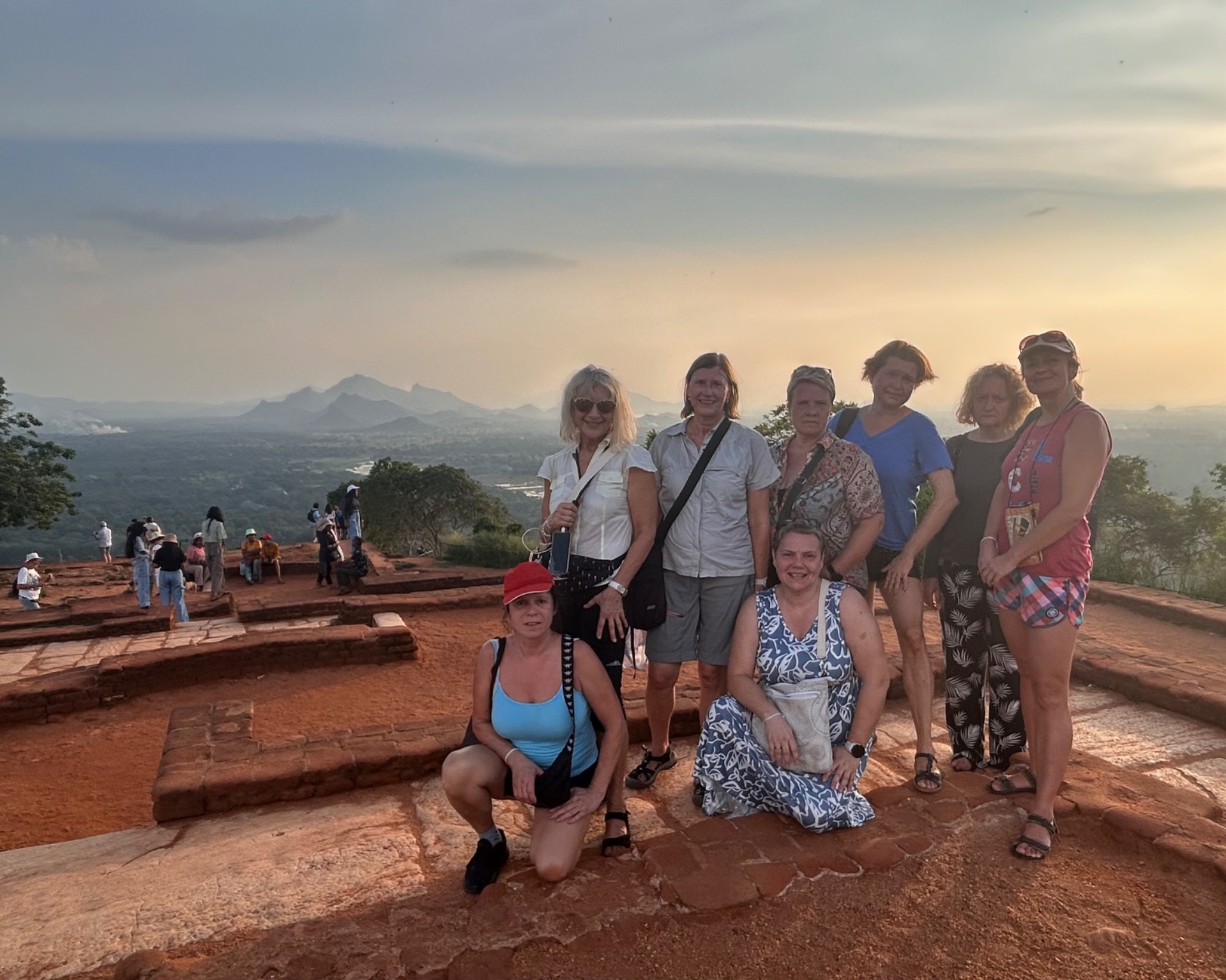 REZERVUJTE SI SVÉ MÍSTO